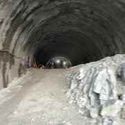 <b>西南山区高速公路隧道聚乙烯逃生管道施工案例-河南贤道新材料</b>